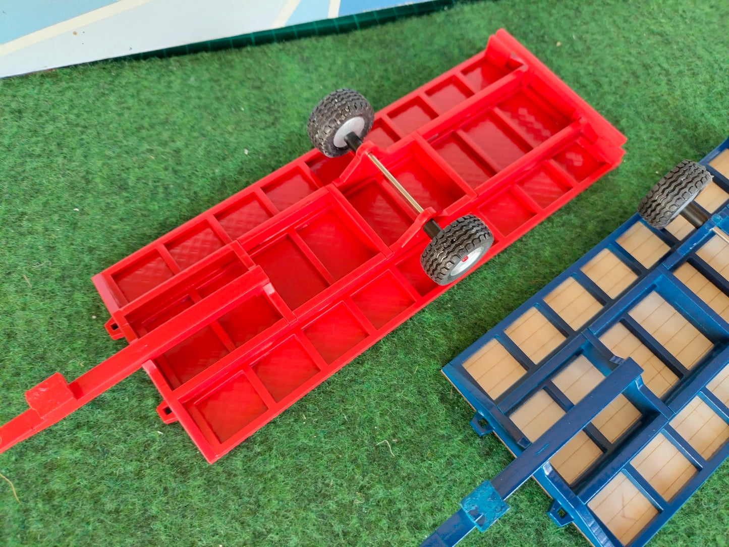 1:32 Single Axle Bale Trailer Model Kit
