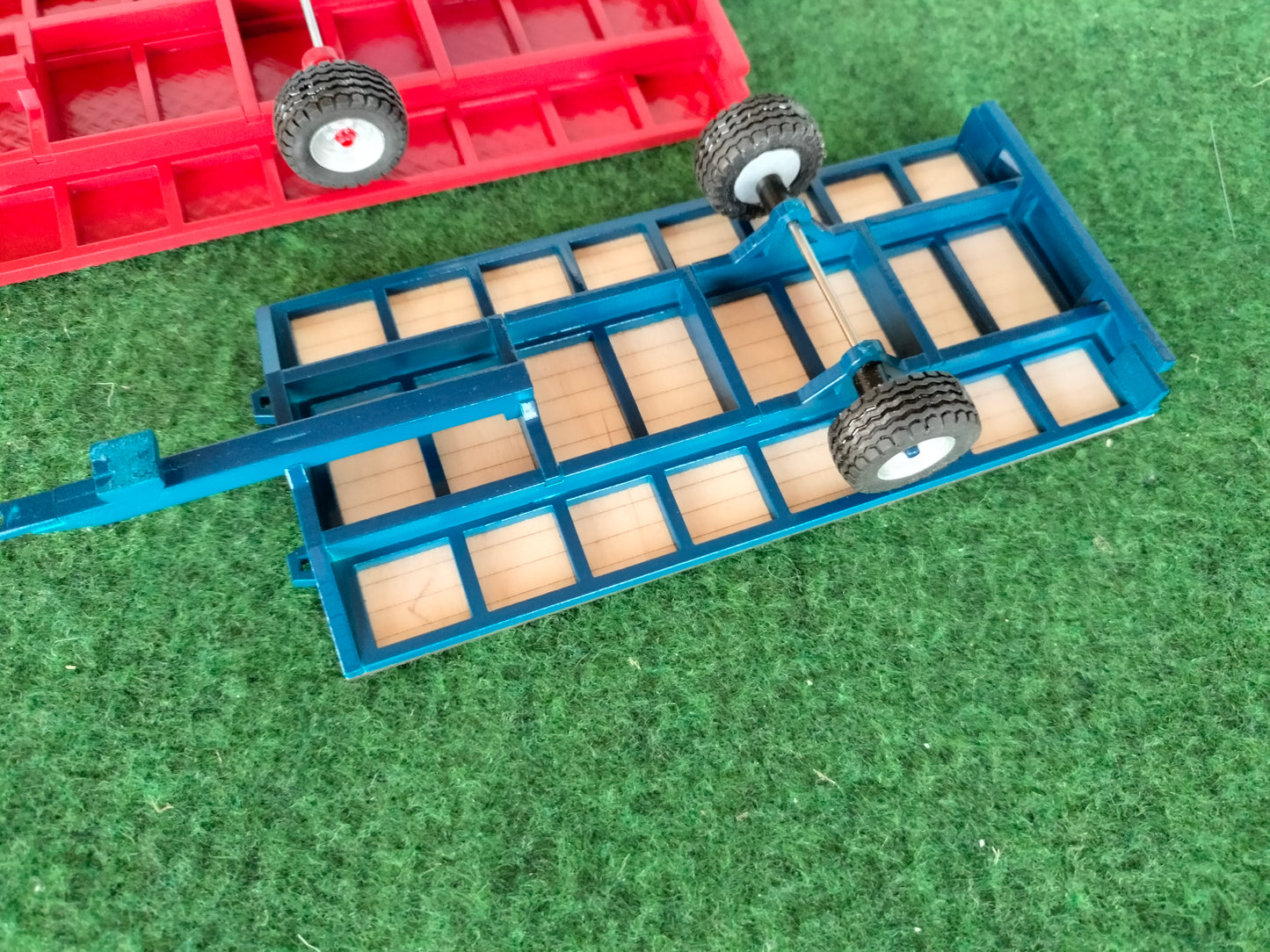 1:32 Single Axle Bale Trailer Model Kit
