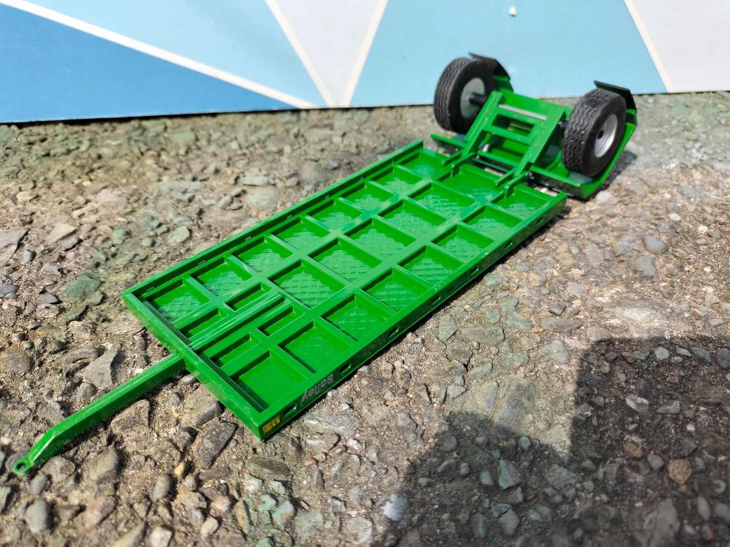 1:32 Bailey Drop Deck Low Loader Model Kit