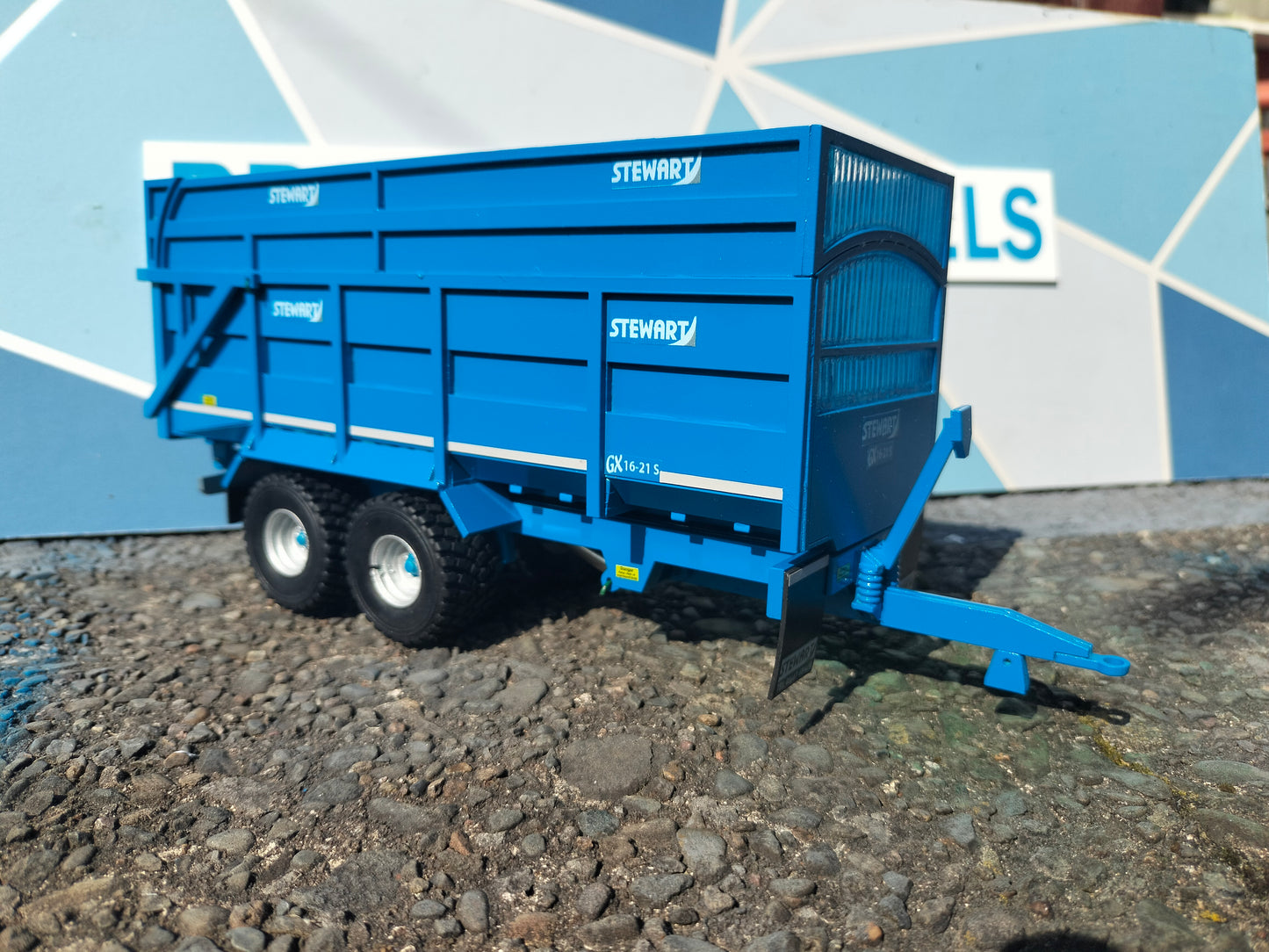 1:32 Stewart GX16-21 S Grain/Silage Trailer Model Kit