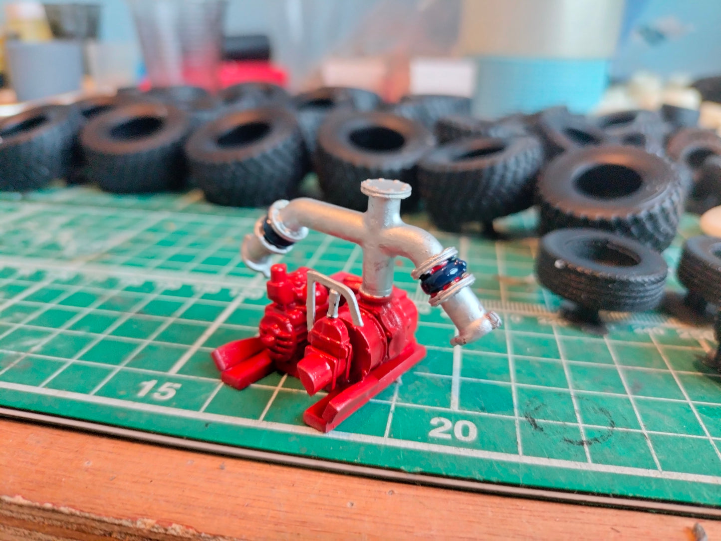 1:32 SlurryKat Umbilical / Doda Dual Pump Kit for Tandem Axle Slurry Tanker Model Kit