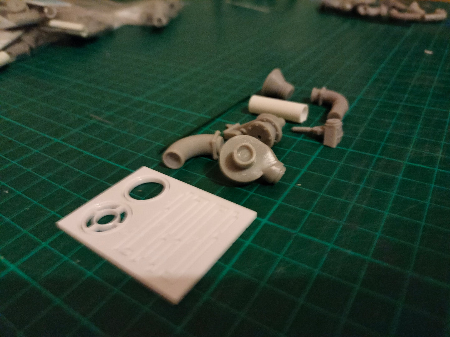 1:32 SlurryKat Lazy Arm Kit for Tandem Axle Slurry Tanker Model Kit
