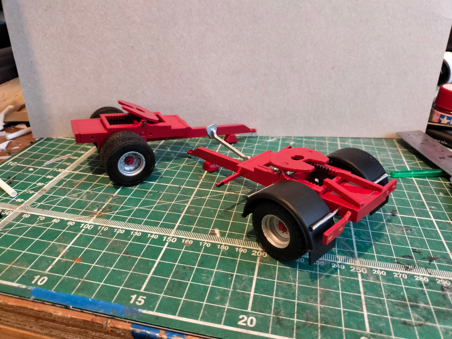 1:32 5th Wheel Tractor Drawn Dolly Single Axle Model Kit