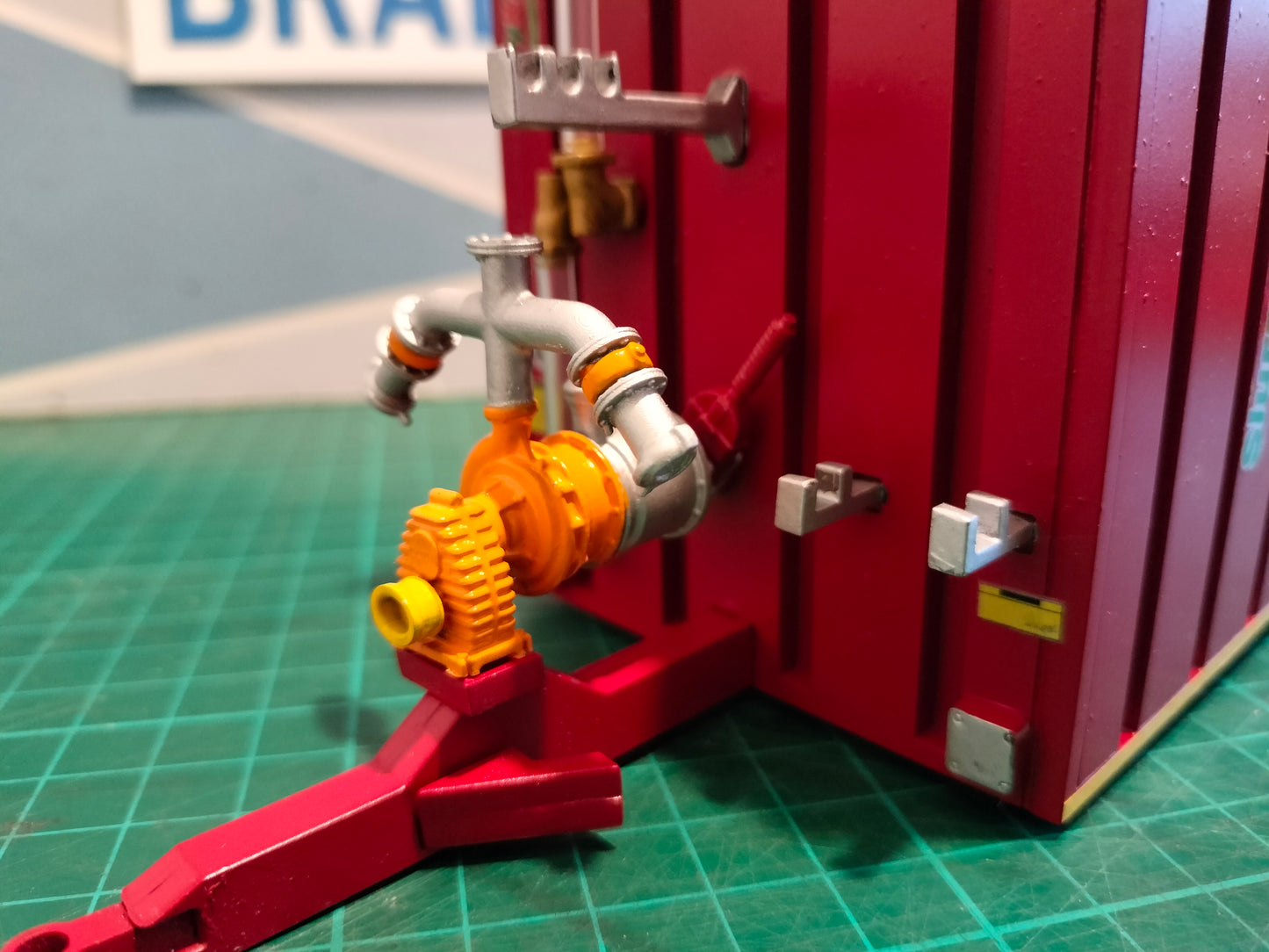 1:32 SlurryKat Nurse Tank and Doda Pump Model Kit