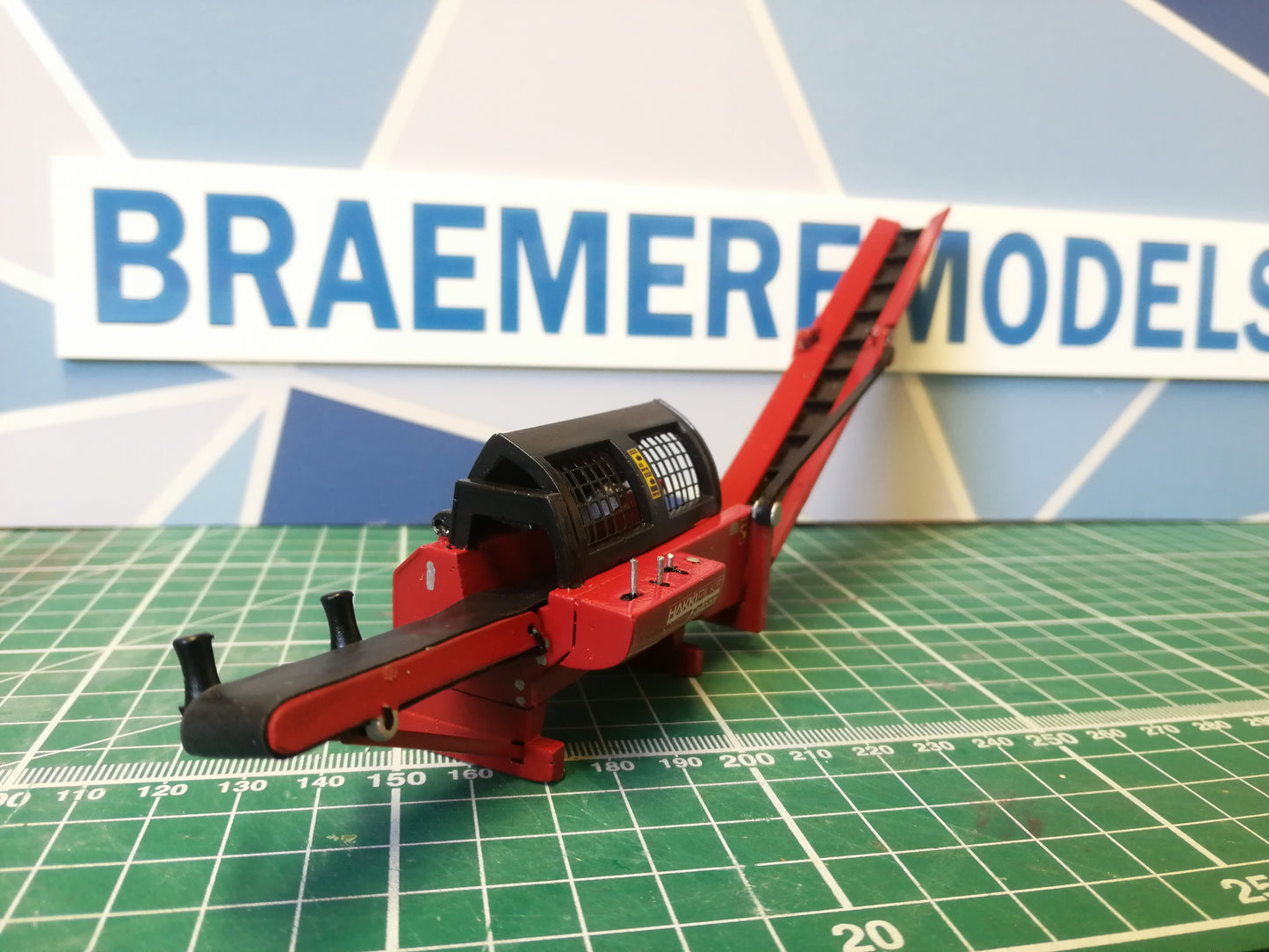 1:32 Hakki Pilke Firewood Processor Model Kit