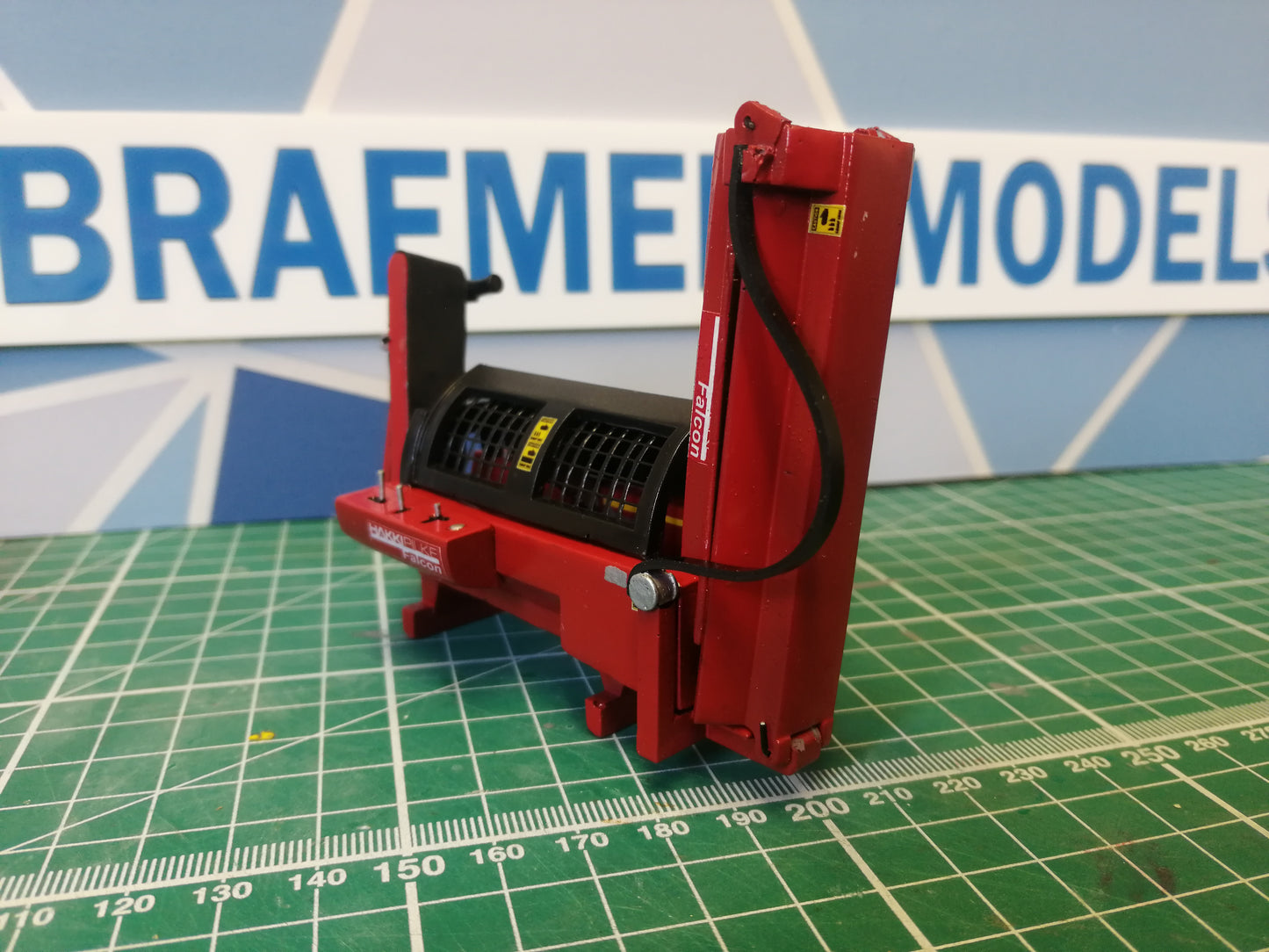 1:32 Hakki Pilke Firewood Processor Model Kit