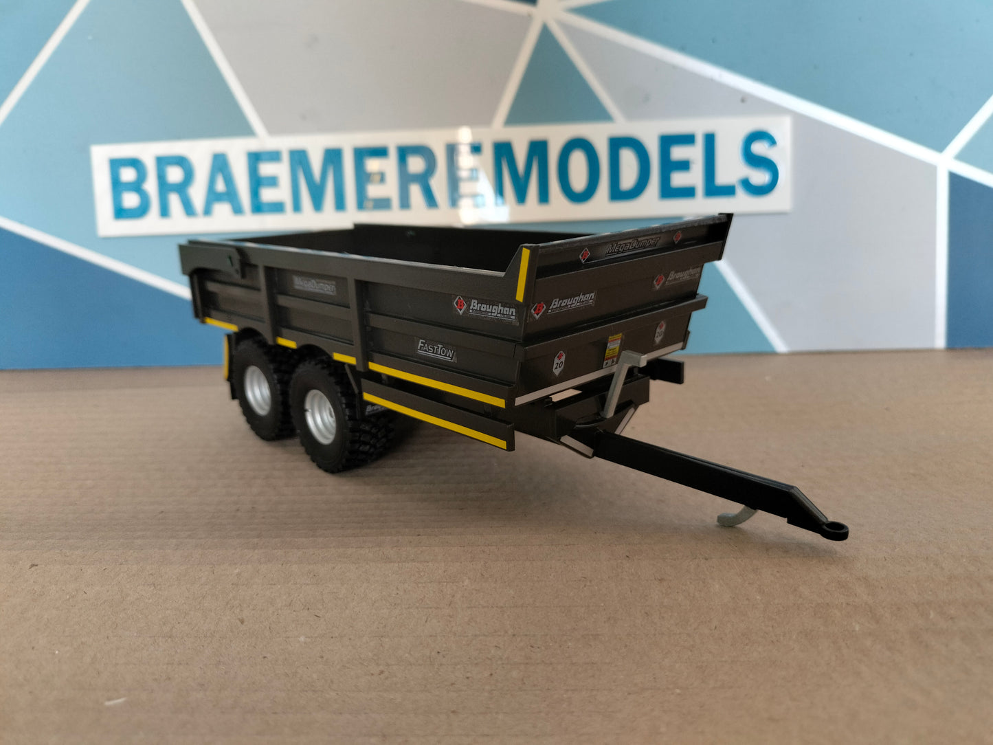 1:32 Broughan 20t Dump Trailer Model Kit