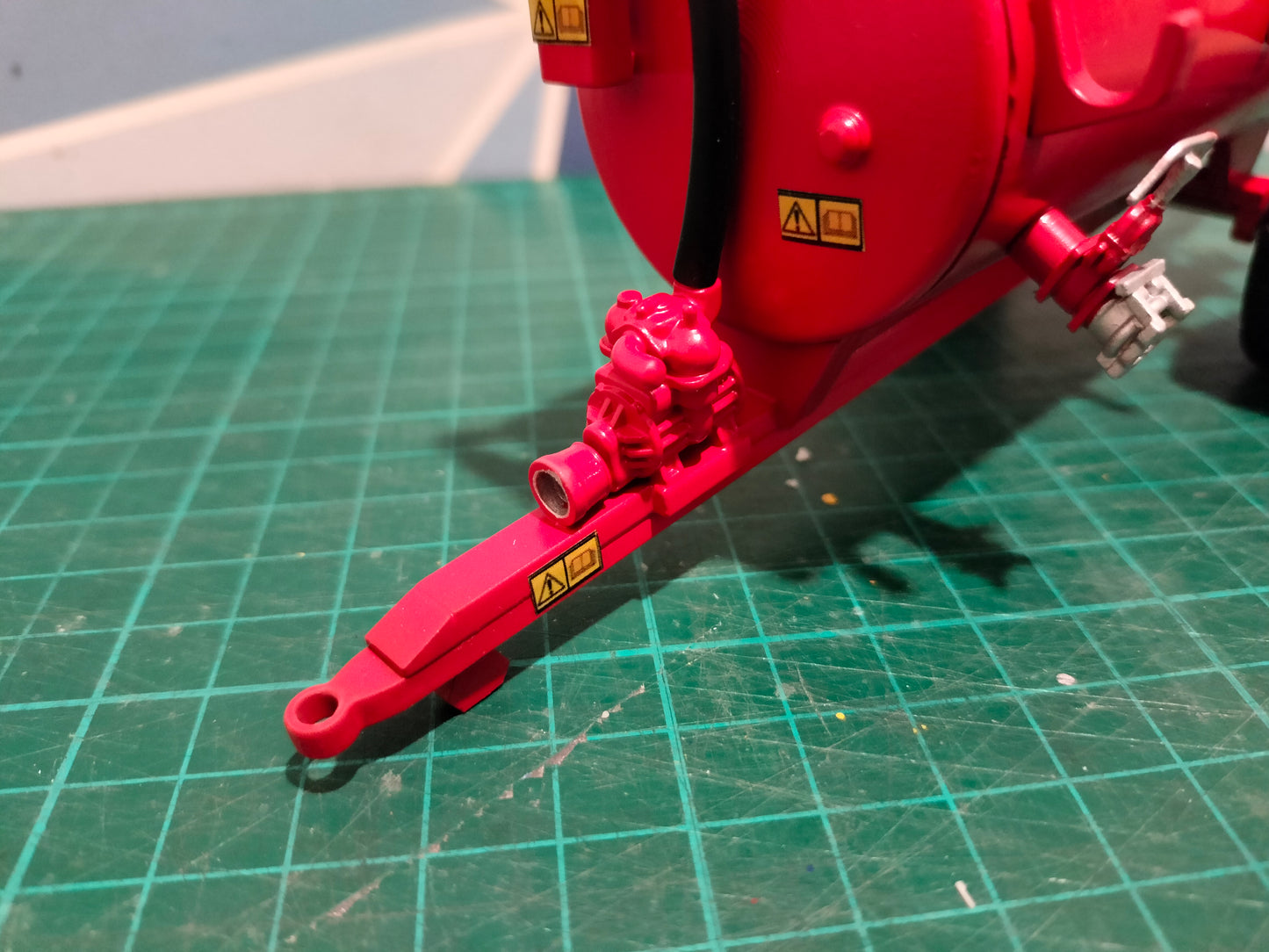 1:32 Star 1300G Slurry Tanker Model Kit