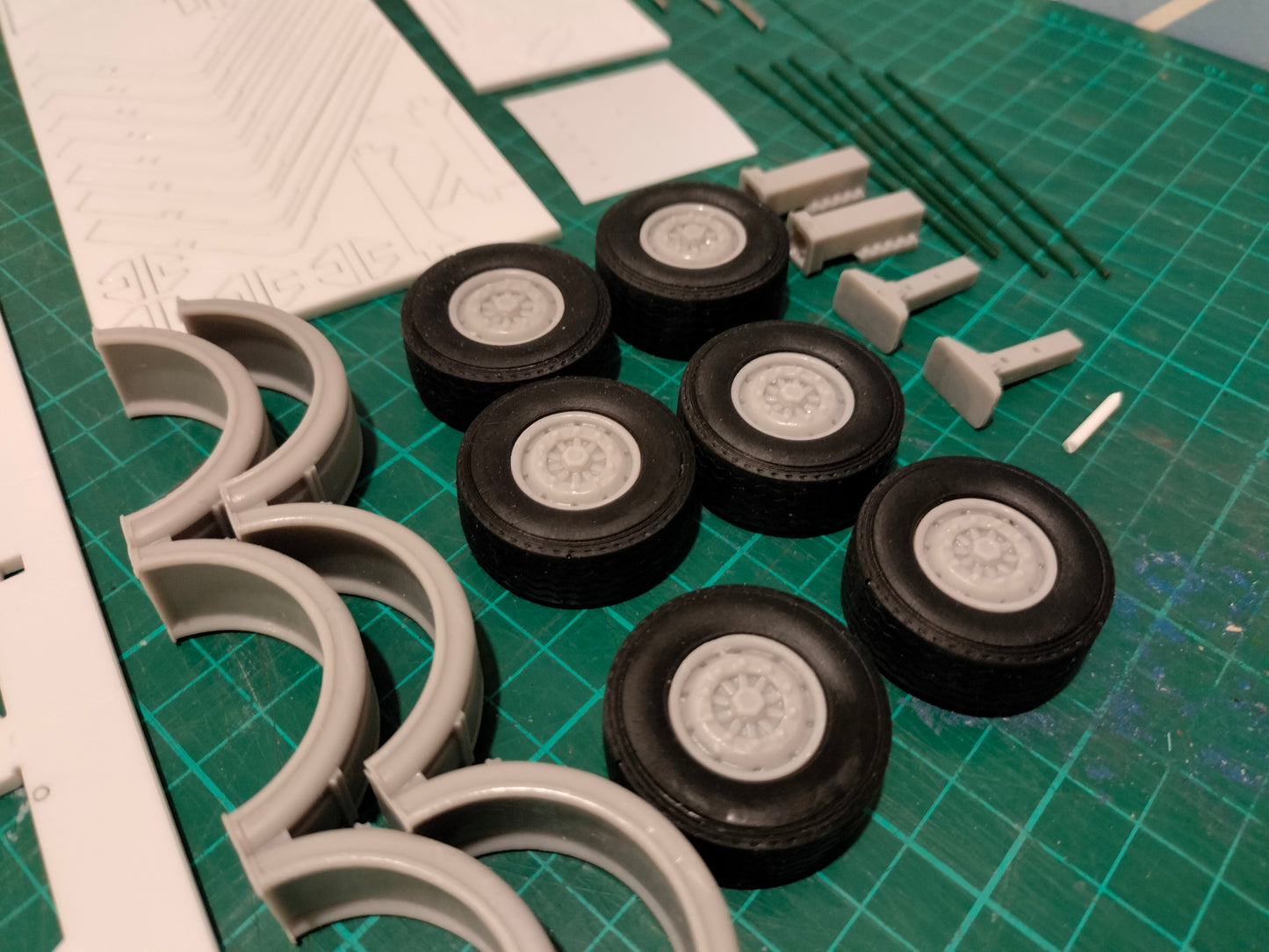 1:32 Dennison Timber Trailer HGV Model Kit