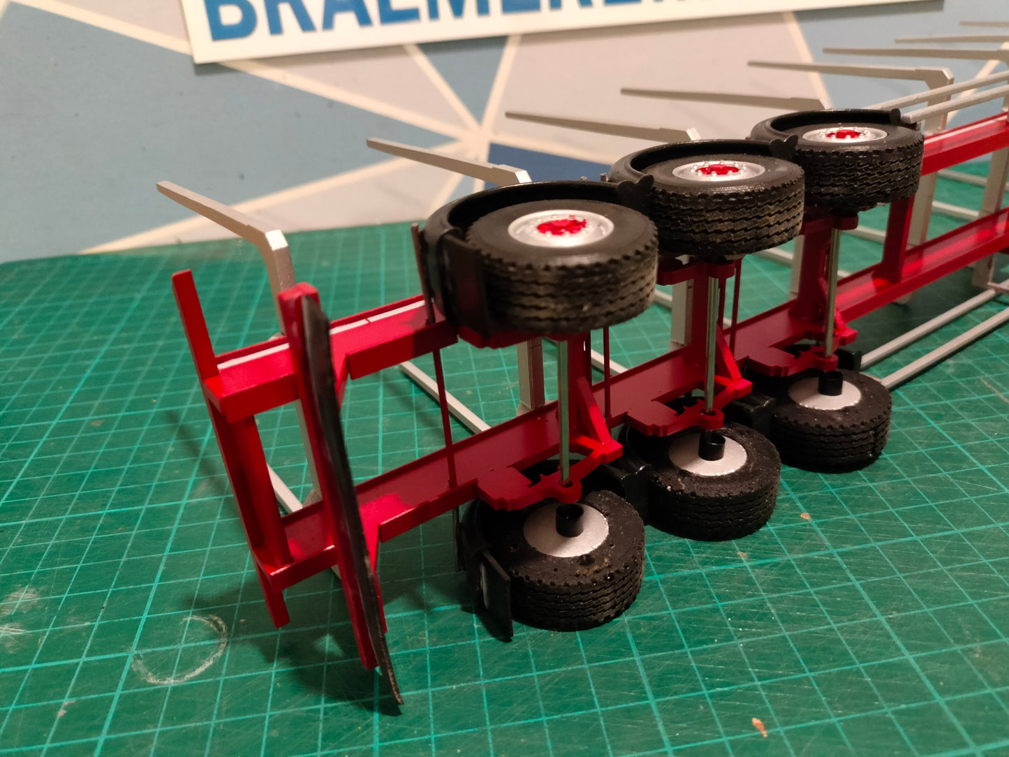 1:32 Dennison Timber Trailer HGV Model Kit