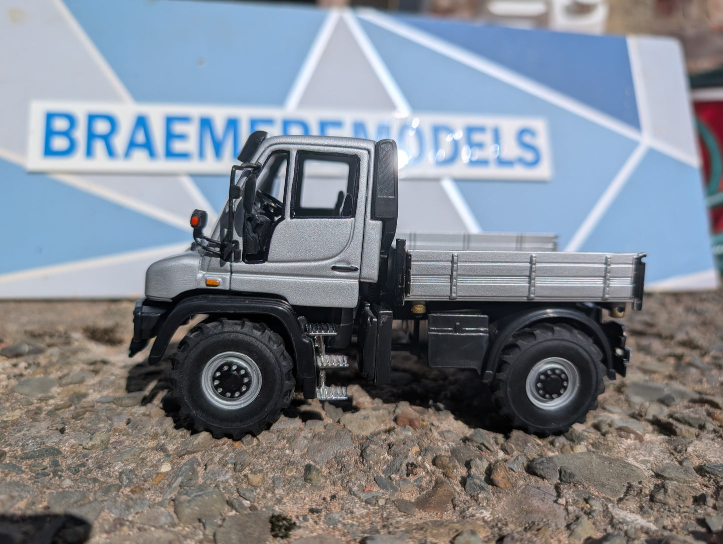 1:32 Welly Unimog Face Lift Kit DOES NOT INCLUDE UNIMOG