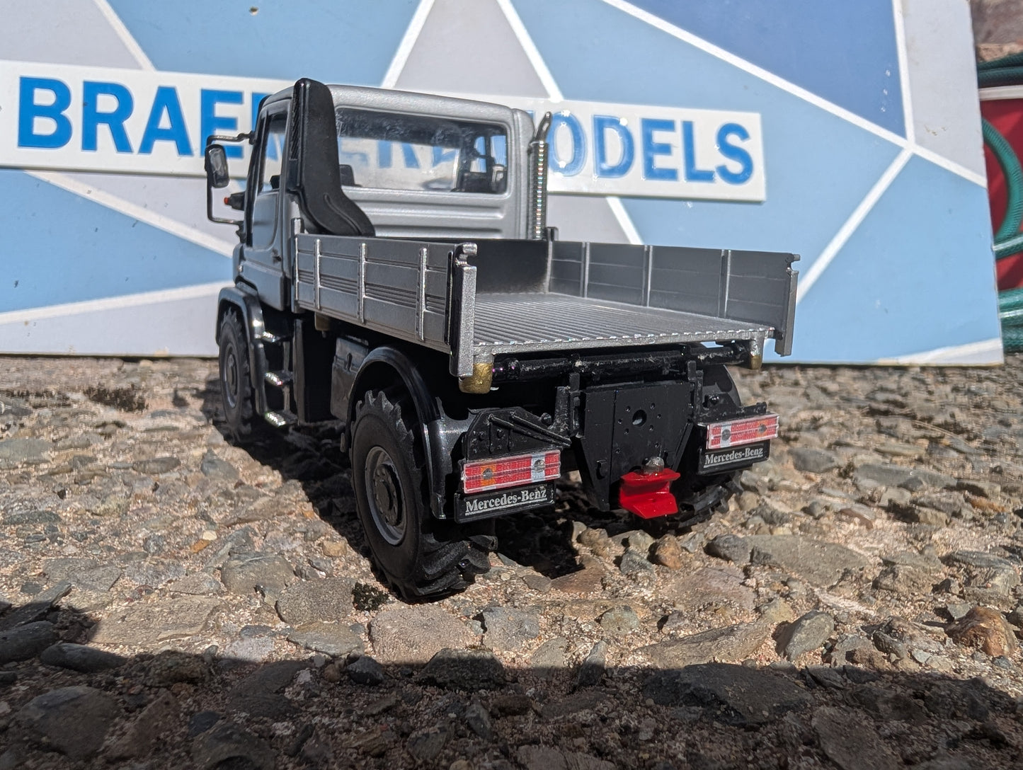 1:32 Welly Unimog Face Lift Kit DOES NOT INCLUDE UNIMOG
