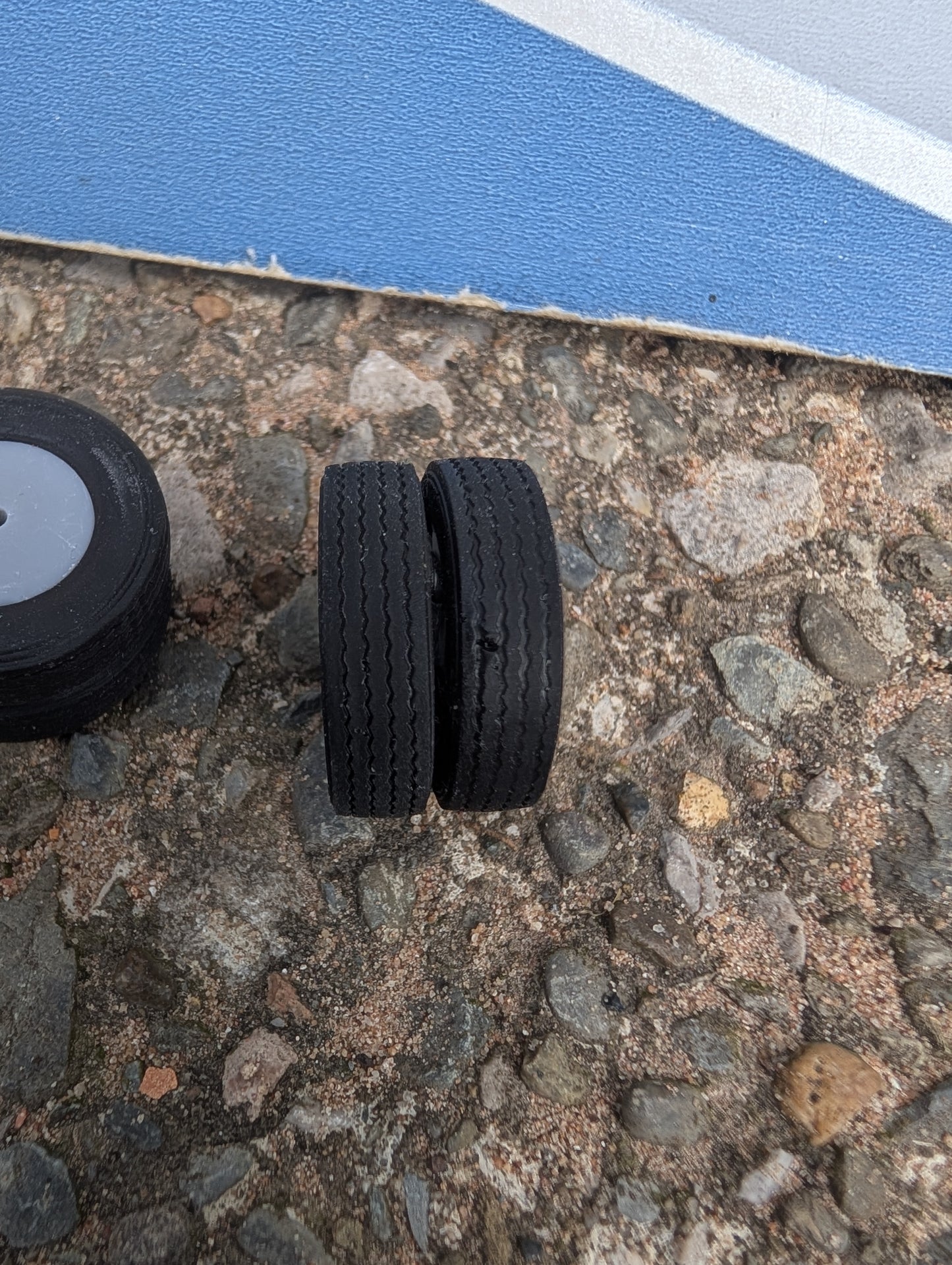 Wheels - 24mm Dual Tyres - 1:32 Scale 215/75R17.5