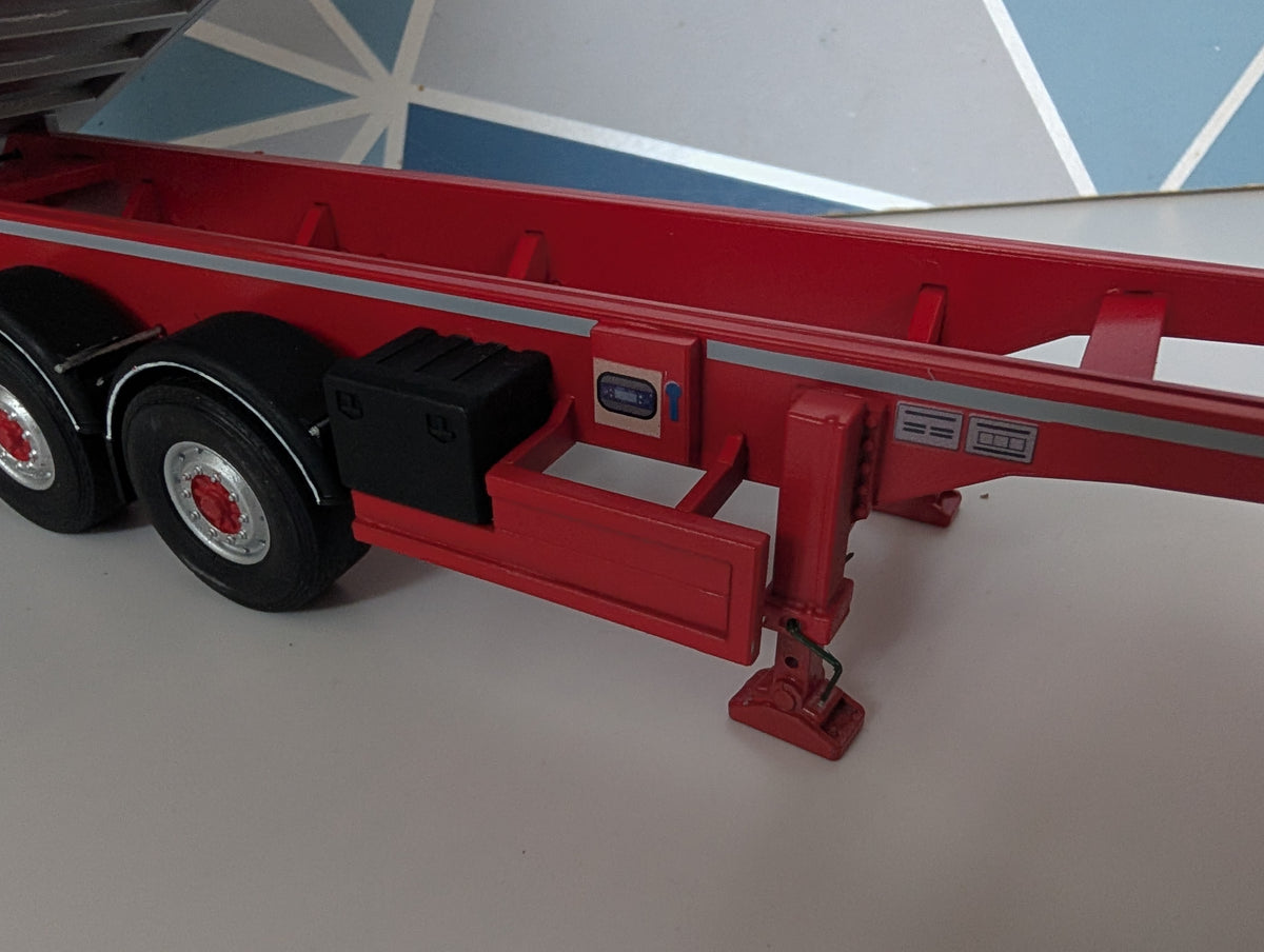 1:32 STAS Agrostar Bulk Tipping Trailer Model Kit