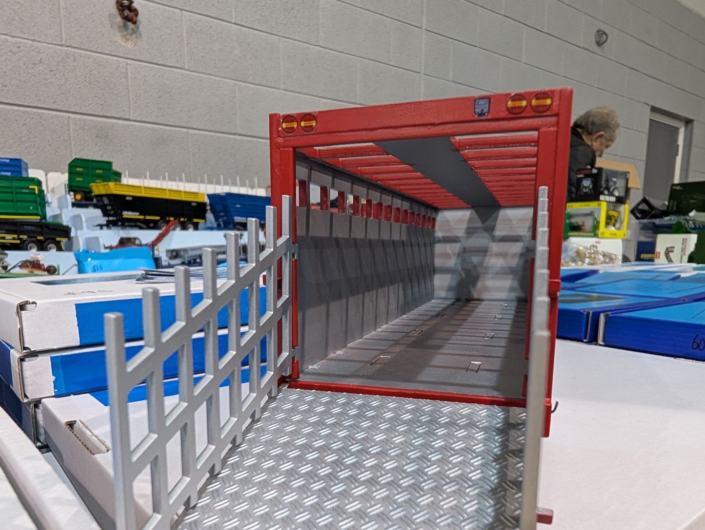 1:32 Broughan Livestock Cattle Trailer Model Kit