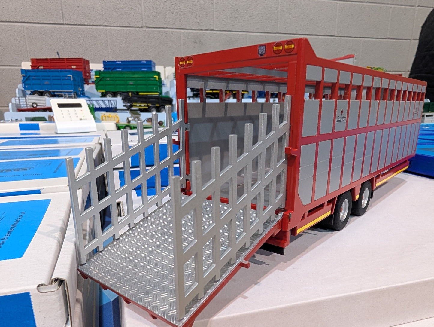 1:32 Broughan Livestock Cattle Trailer Model Kit