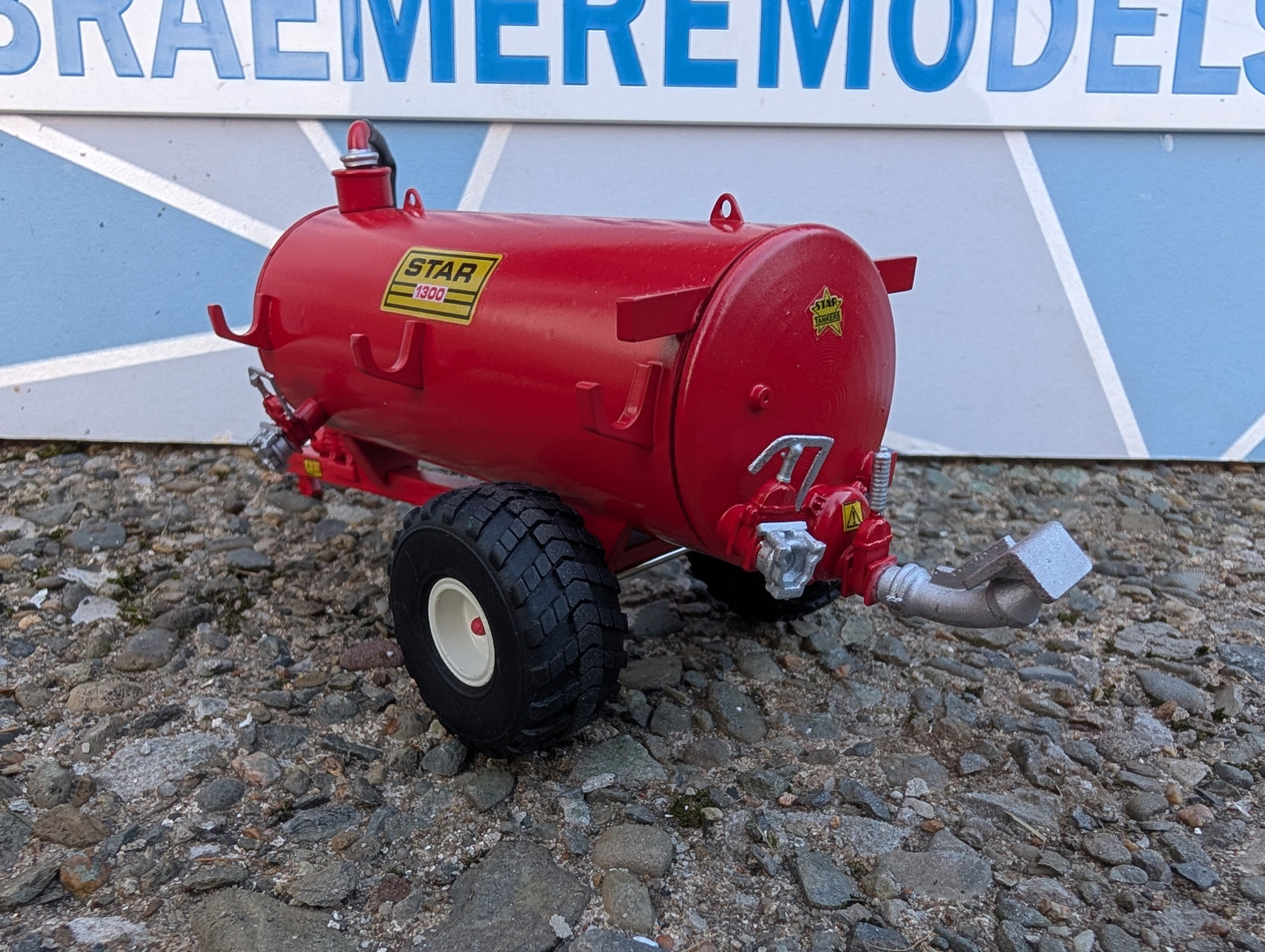 1:32 Star 1300G Slurry Tanker Model Kit