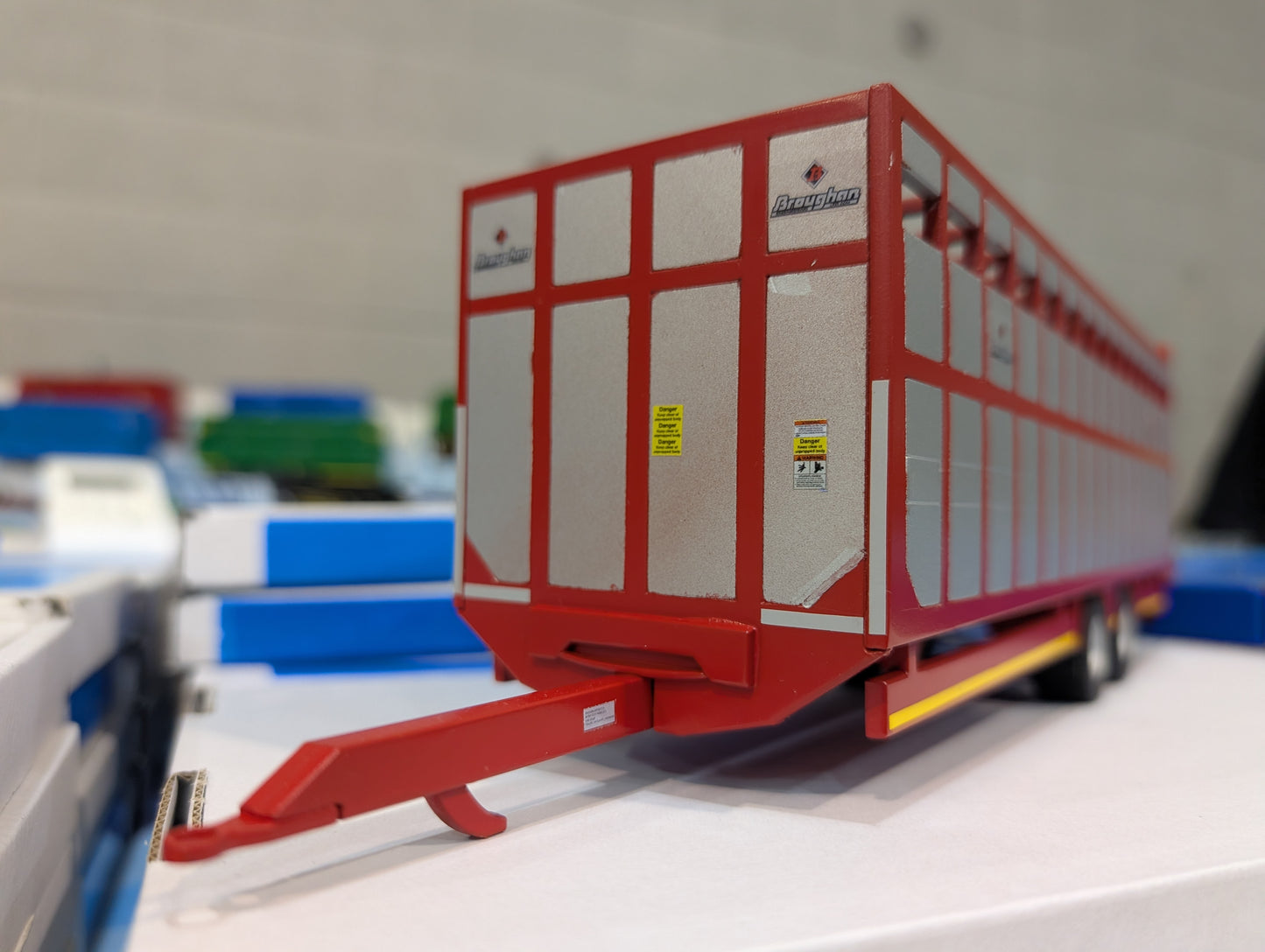 1:32 Broughan Livestock Cattle Trailer Model Kit