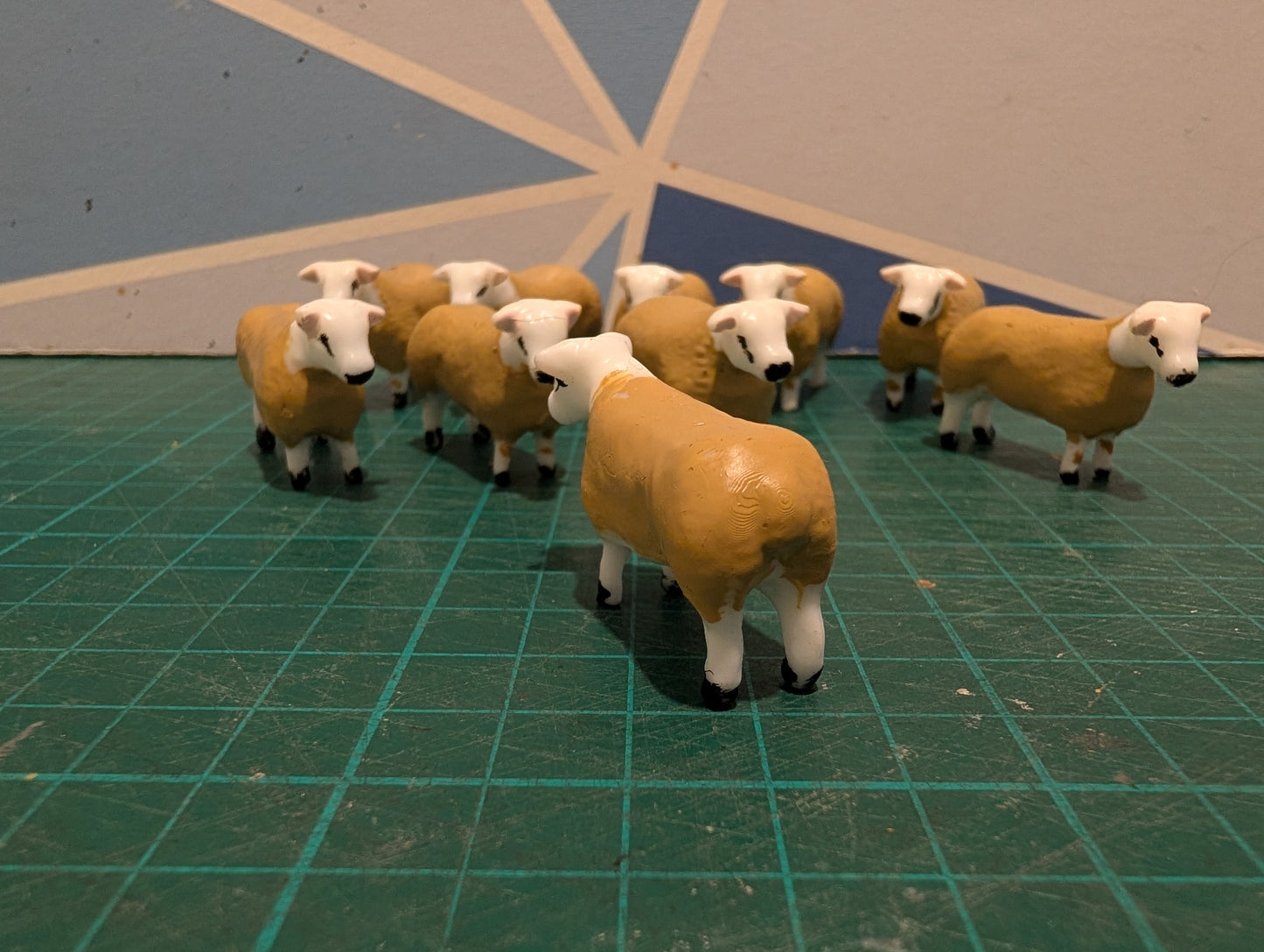 1:32 Texel Sheep - Pack of 10 - Hand Painted Resin Models