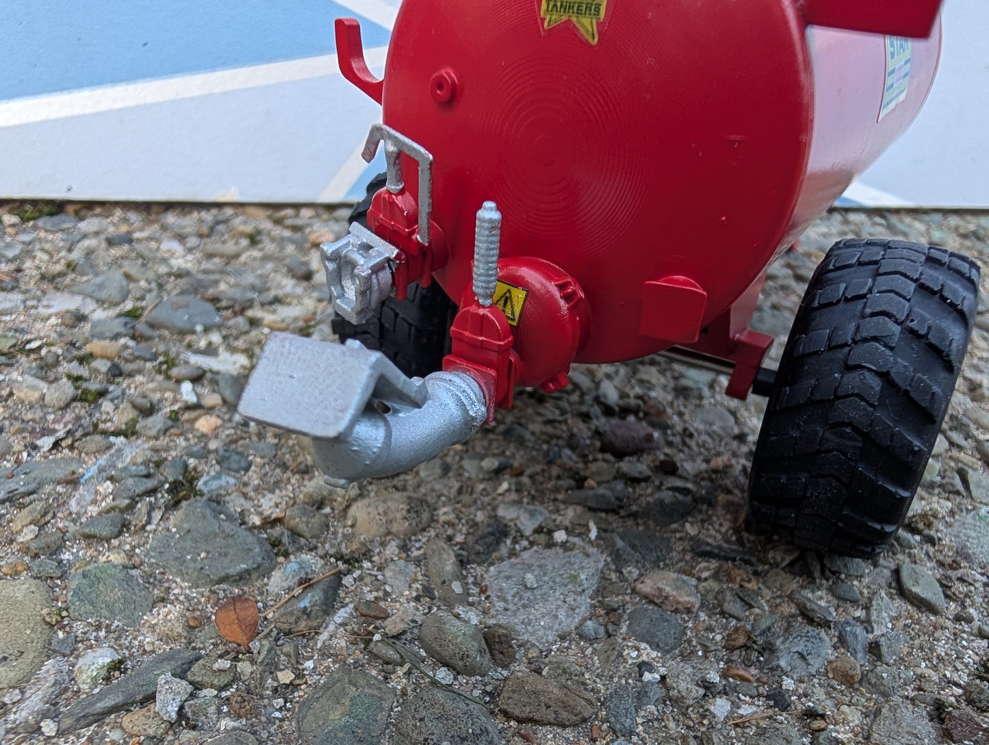 1:32 Star 1300G Slurry Tanker Model Kit