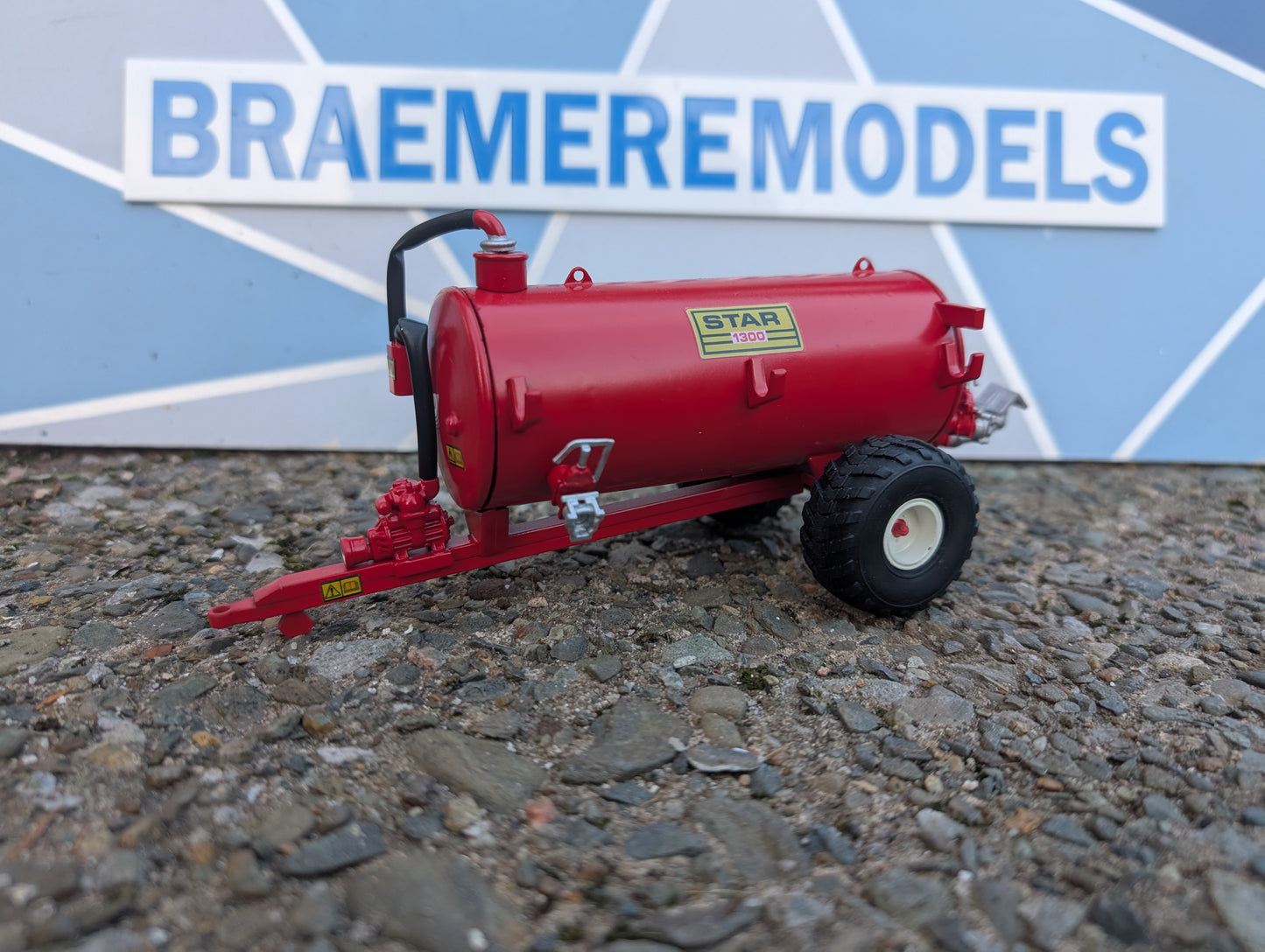 1:32 Star 1300G Slurry Tanker Model Kit