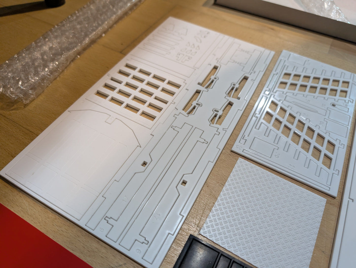 1:32 Broughan Livestock Cattle Trailer Model Kit