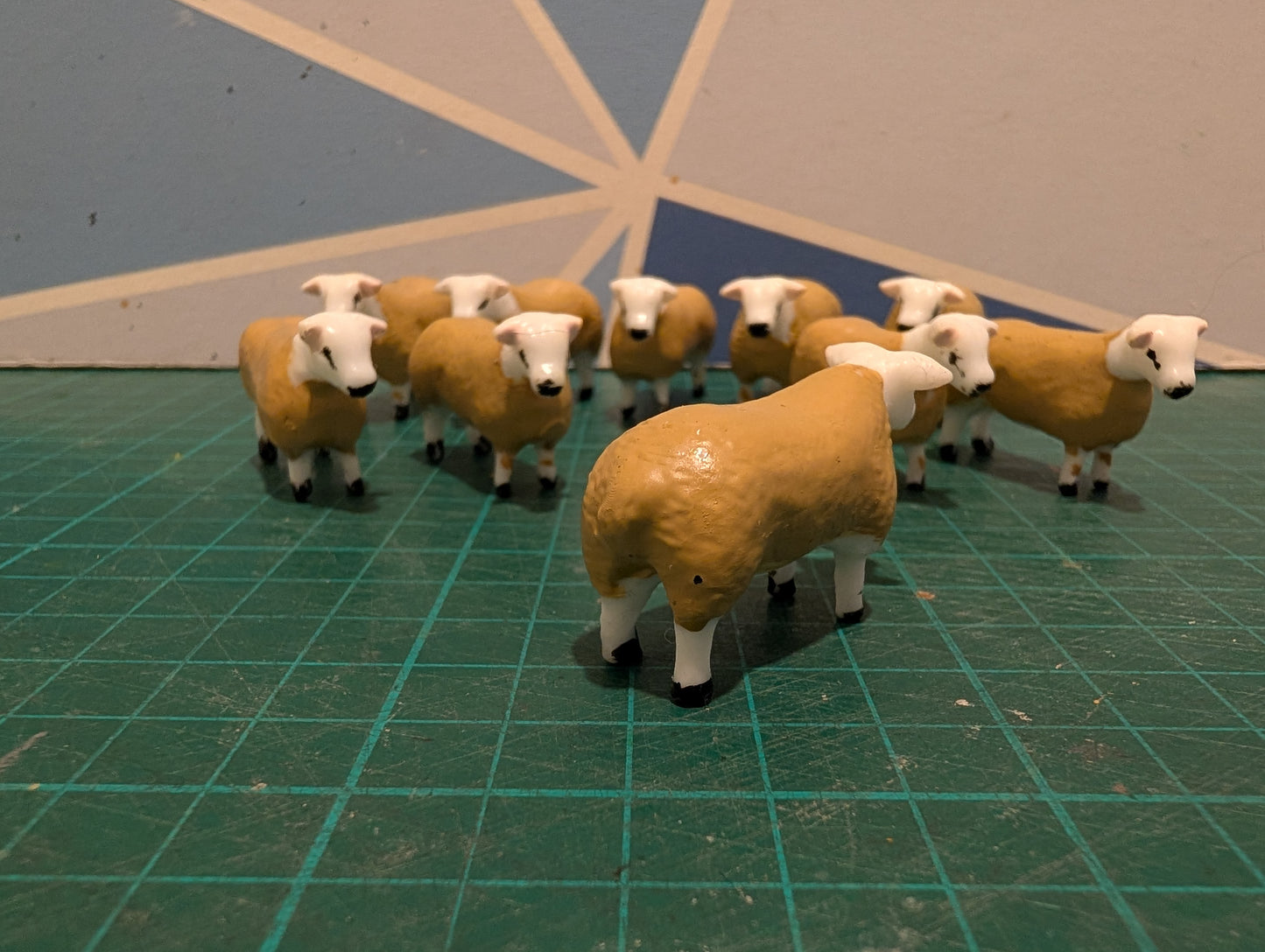 1:32 Texel Sheep - Pack of 10 - Hand Painted Resin Models