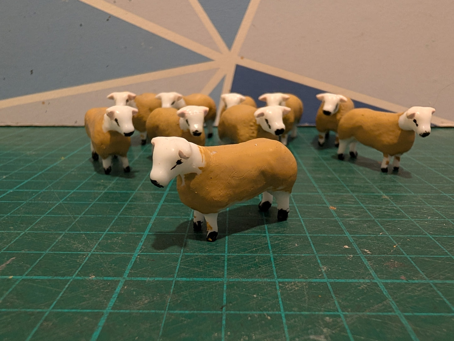 1:32 Texel Sheep - Pack of 10 - Hand Painted Resin Models