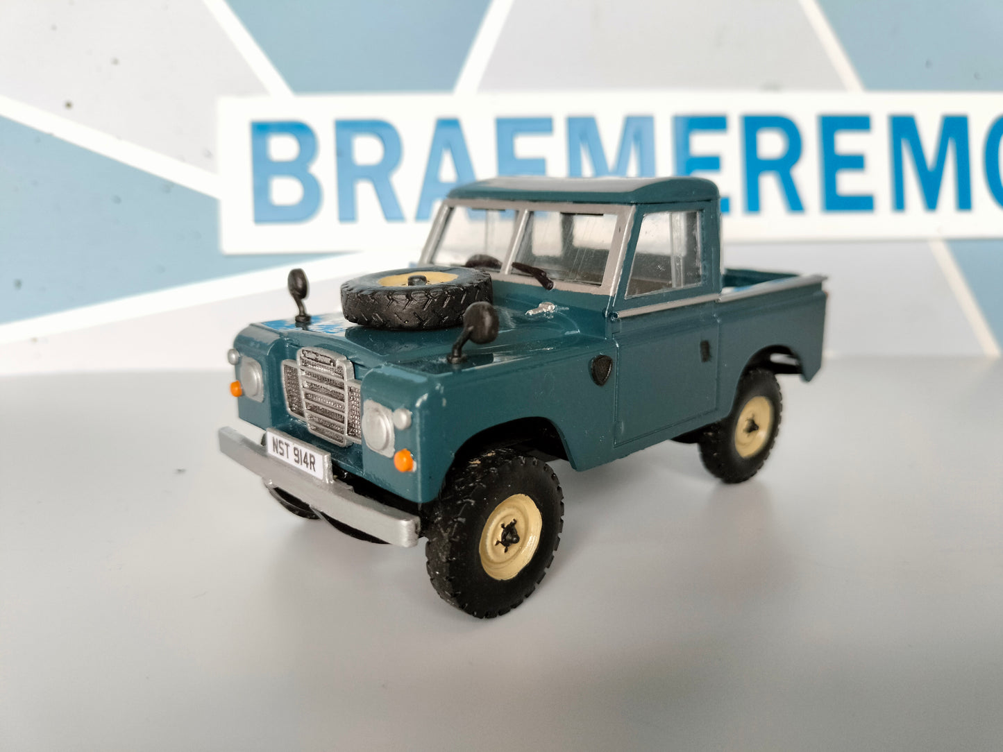 1:32 Britains SWB Series Land Rover Enhancement Kit - Soft Top Roof