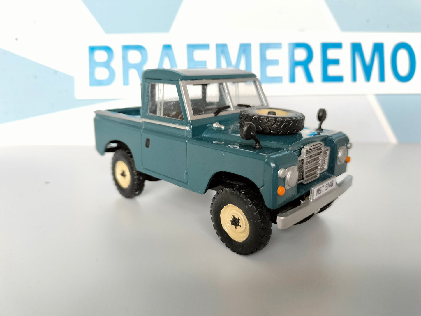 1:32 Britains SWB Series Land Rover Enhancement Kit - Soft Top Roof