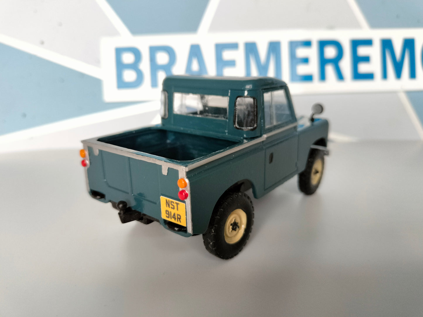 1:32 Britains SWB Series Land Rover Enhancement Kit - Soft Top Roof