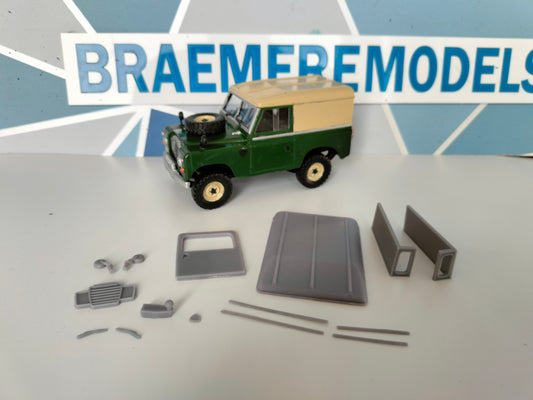 1:32 Britains SWB Series Land Rover Enhancement Kit - Hardtop Roof